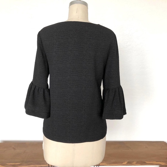 NWT -CALVIN KLEIN - Black Tulip Sleeve Blouse - Picture 2 of 4